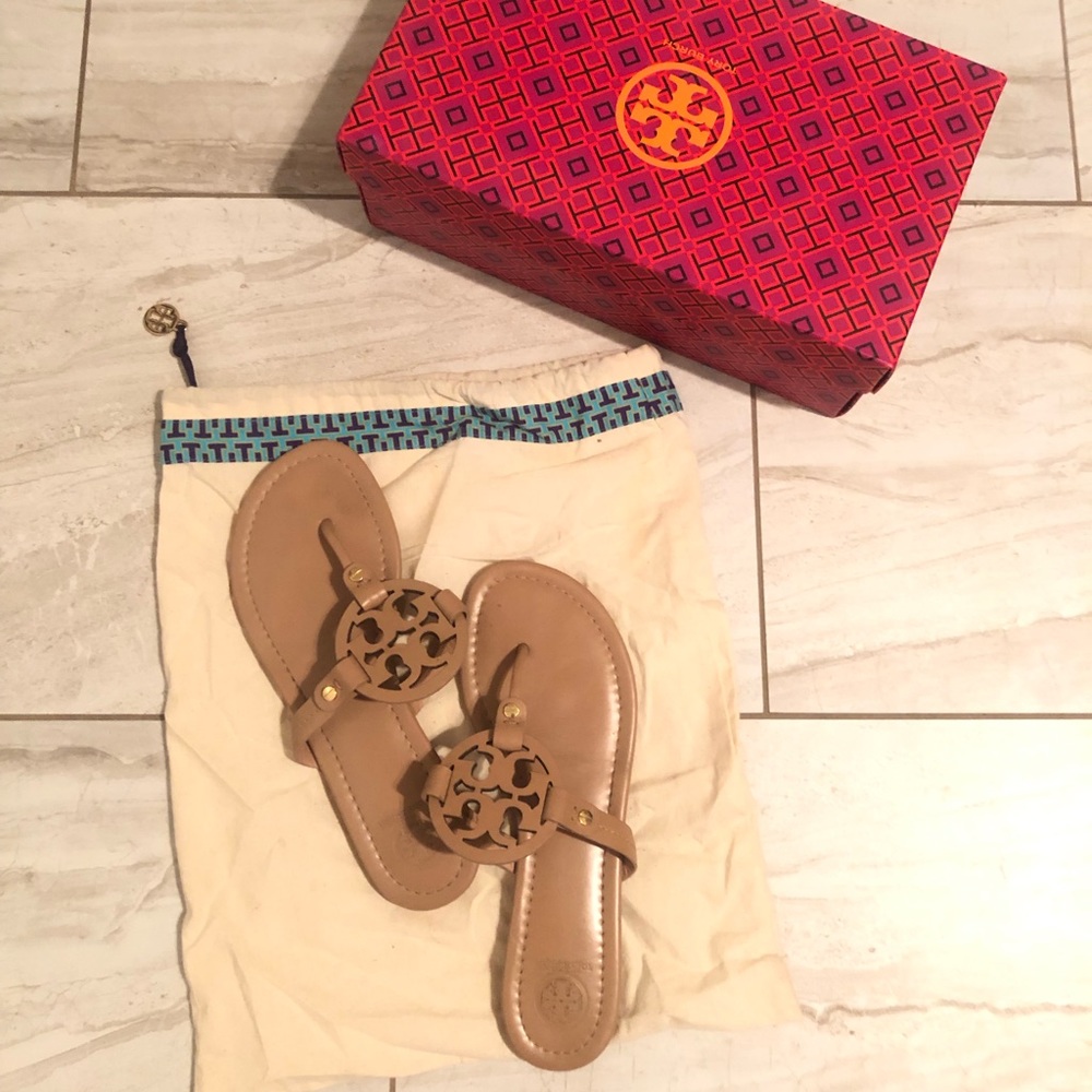Tory Burch makeup sandals great condition worn once